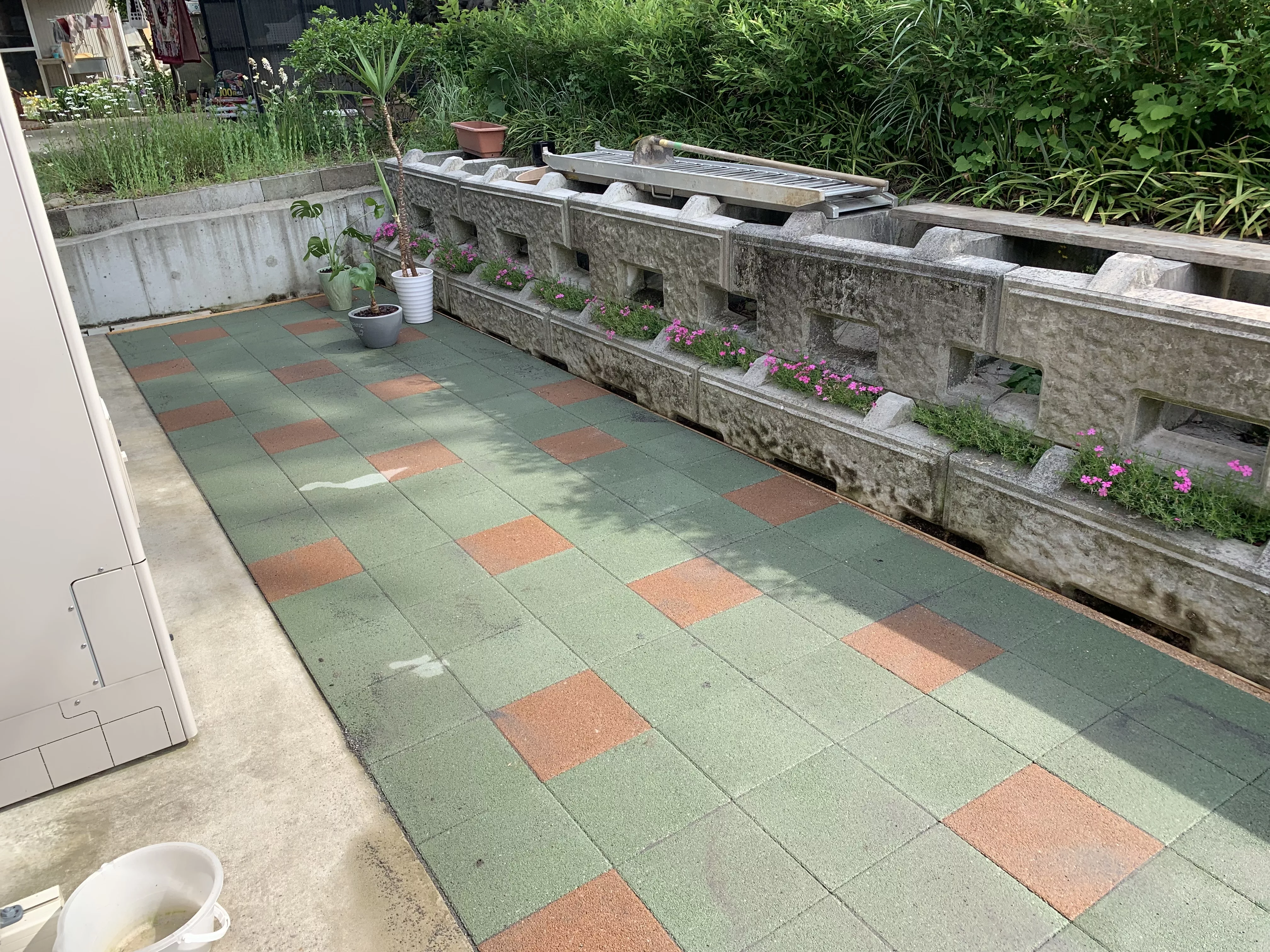 外構タイル敷き｜植栽以外のご相談も承ります